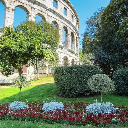 In - Istrien 11082 Apartamento Pula